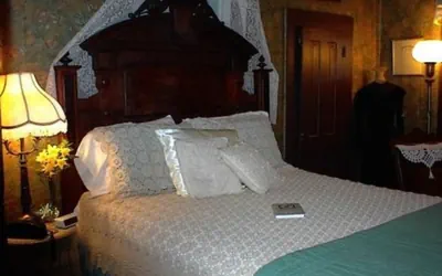 Photo 4 - The Carleton House