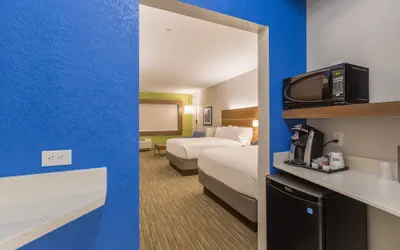 Photo 4 - Holiday Inn Express and Suites San Marcos South by IHG