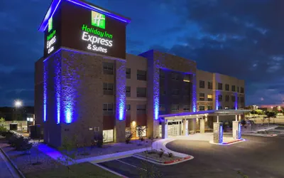 Photo 2 - Holiday Inn Express and Suites San Marcos South by IHG