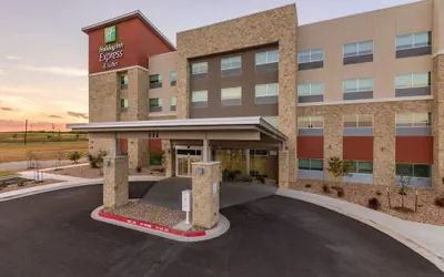 Holiday Inn Express and Suites San Marcos South by IHG