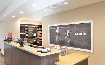 Photo 5 - Hampton Inn & Suites Menomonie-UW Stout