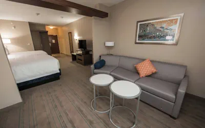 Photo 5 - Fairfield Inn & Suites by Marriott Huntsville