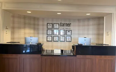 Photo 2 - Garner Hotel Page - Lake Powell Area by IHG