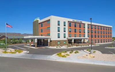 Photo 2 - Home2 Suites by Hilton Kingman
