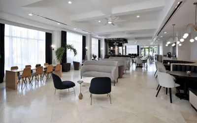 Photo 3 - Hotel Dello Ft Lauderdale Airport, Tapestry Collection by Hilton