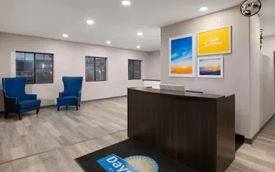 Photo 3 - Days Inn by Wyndham Safford, AZ