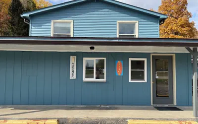Photo 2 - Royal Motel