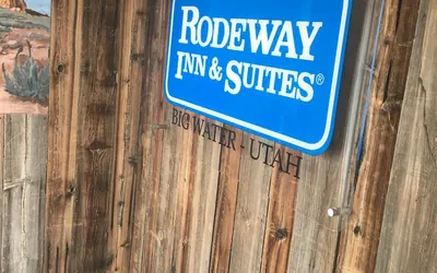 Photo 2 - Rodeway Inn & Suites Big Water - Antelope Canyon