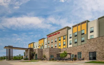 Photo 2 - Hilton Garden Inn Topeka