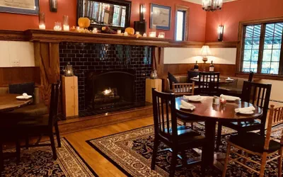 Photo 2 - Springside Inn