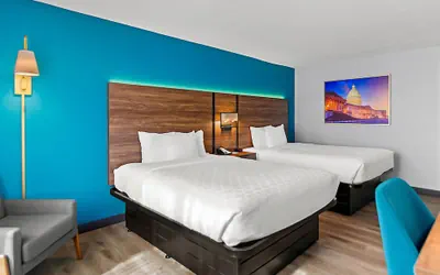 Photo 5 - Clarion Inn Falls Church - Arlington