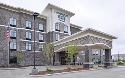 Photo 2 - Homewood Suites by Hilton Des Moines Airport