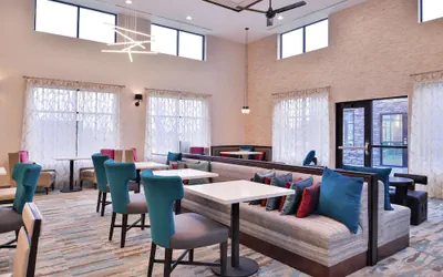 Photo 4 - Homewood Suites by Hilton Des Moines Airport