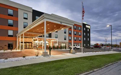 Photo 2 - Home2 Suites by Hilton Carbondale