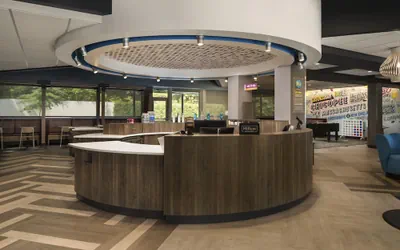 Photo 4 - Tru by Hilton Chicopee Springfield