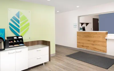 Photo 3 - WoodSpring Suites Chicago Tinley Park
