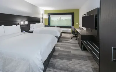 Photo 3 - Holiday Inn Express & Suites Bryan - College Station by IHG