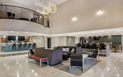 Photo 5 - Best Western Plus Coalinga Inn
