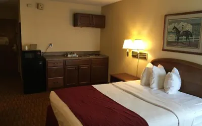 Photo 4 - Radford Inn