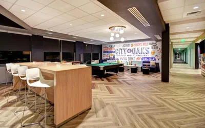 Photo 3 - Tru by Hilton Raleigh Durham Airport
