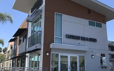 Photo 2 - Castaway Motel