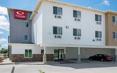 Econo Lodge Inn & Suites Springfield Main Street