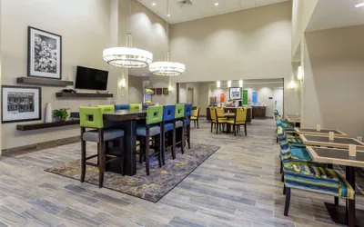 Photo 3 - Hampton Inn & Suites Burlington