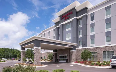 Photo 2 - Hampton Inn Benson