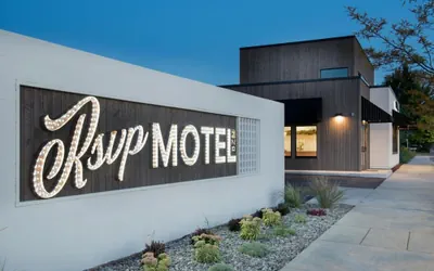 Photo 2 - RSVP Hotel