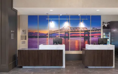 Photo 3 - Courtyard by Marriott Baton Rouge Downtown