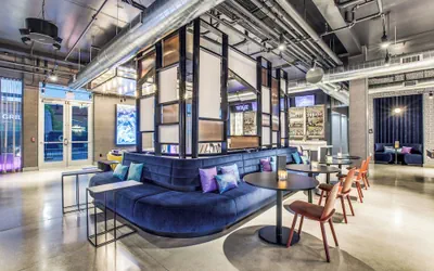 Photo 5 - Aloft by Marriott Dallas Arlington Entertainment District