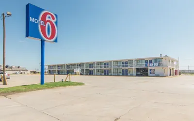 Photo 2 - Motel 6 Liberal, KS
