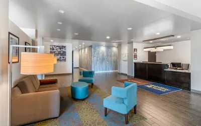 Photo 3 - Sleep Inn & Suites Denver International Airport
