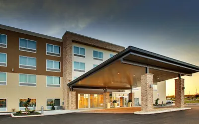 Holiday Inn Express & Suites Findlay North by IHG