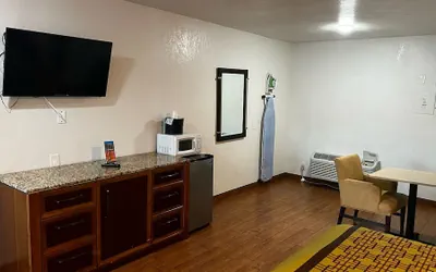 Photo 3 - New American Inn and Suites