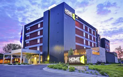 Photo 2 - Home2 Suites by Hilton Plymouth, MN