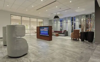 Photo 4 - Courtyard by Marriott North Brunswick