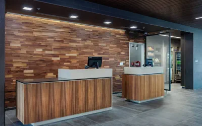 Photo 2 - Courtyard by Marriott Savannah Airport
