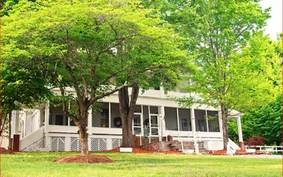 Photo 2 - Franklin Terrace Bed and Breakfast