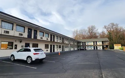 Photo 2 - Turnpike Motel Richmond VA by Hotel O US 60