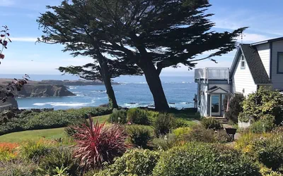 Photo 2 - Agate Cove Inn