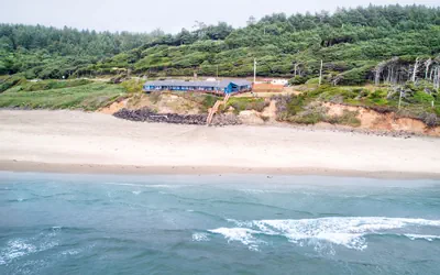 Photo 2 - Moolack Shores Inn