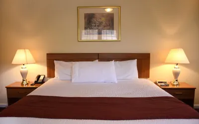 Photo 4 - Nordick's Inn