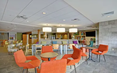 Photo 5 - Home2 Suites by Hilton Portland Airport