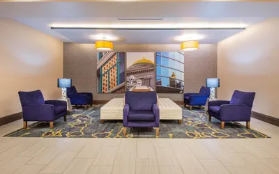 Photo 4 - La Quinta Inn & Suites by Wyndham Buffalo Amherst