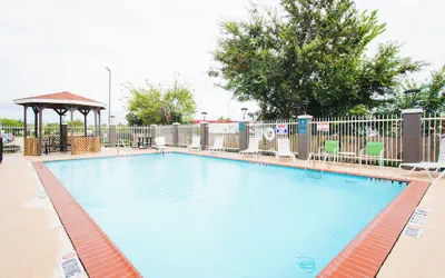 Photo 2 - Palacio Royale Inn Boutique Katy