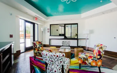 Photo 3 - Palacio Royale Inn Boutique Katy