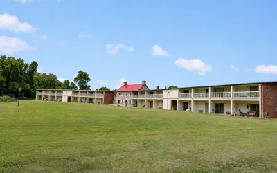 Hometown Inn Staunton VA near Hwy 11