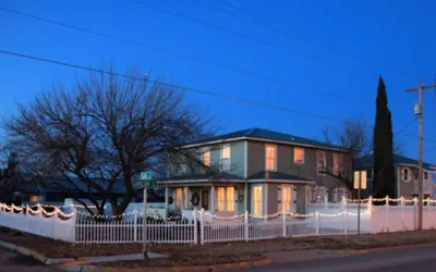 Photo 2 - Music Garden Mansion