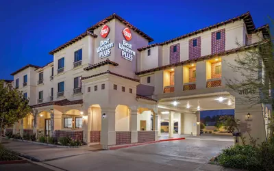 Best Western Plus Temecula Wine Country Hotel &Suites